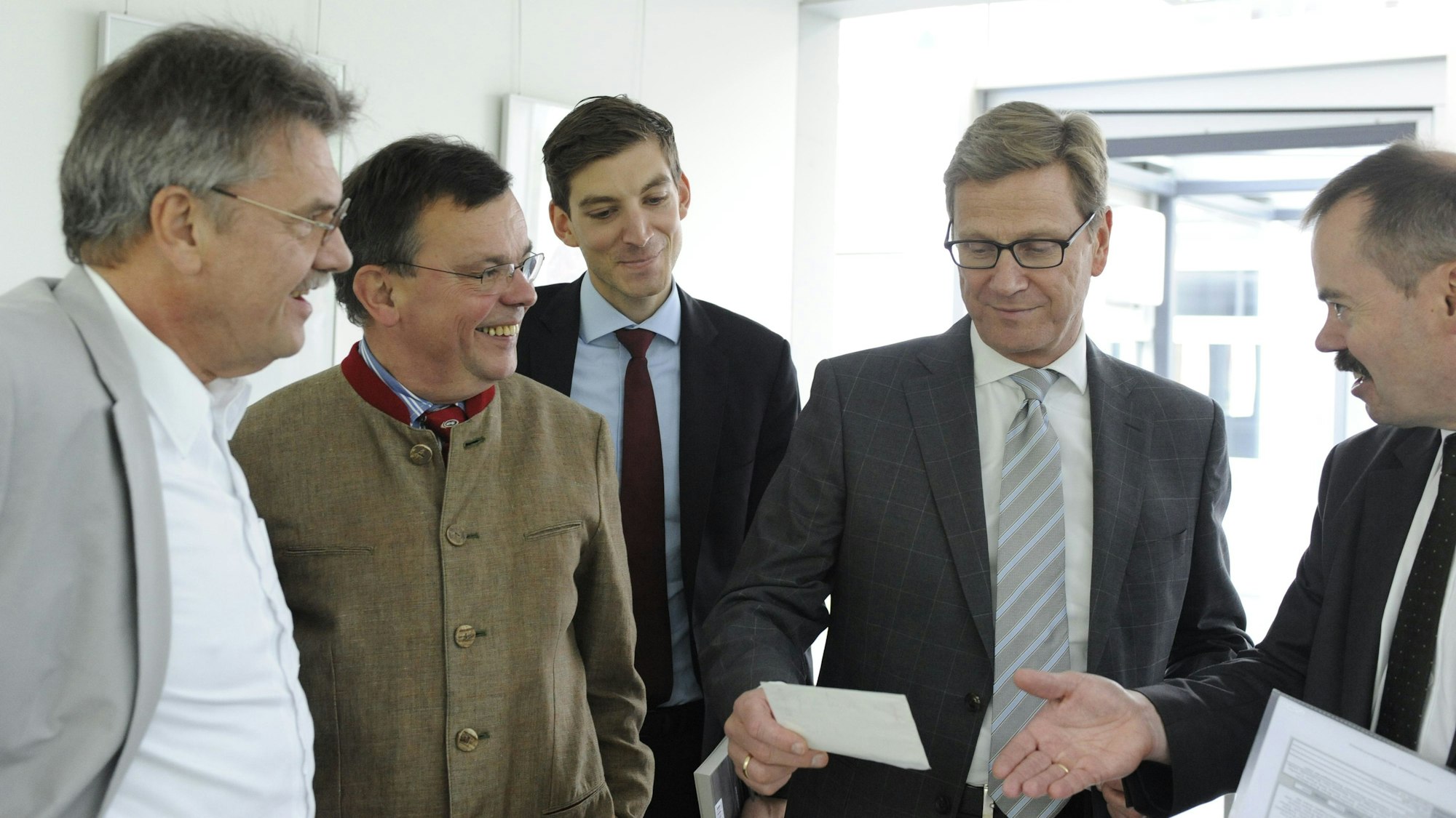 Guido Westerwelle bei einem Besuch in Gummersbach.