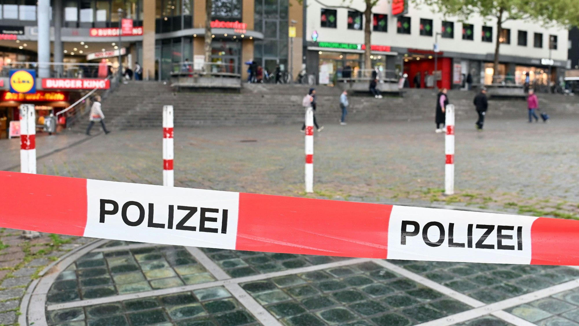 Der Wiener Platz gilt seit Jahren als Brennpunkt der Drogen- und Trinkerszene.