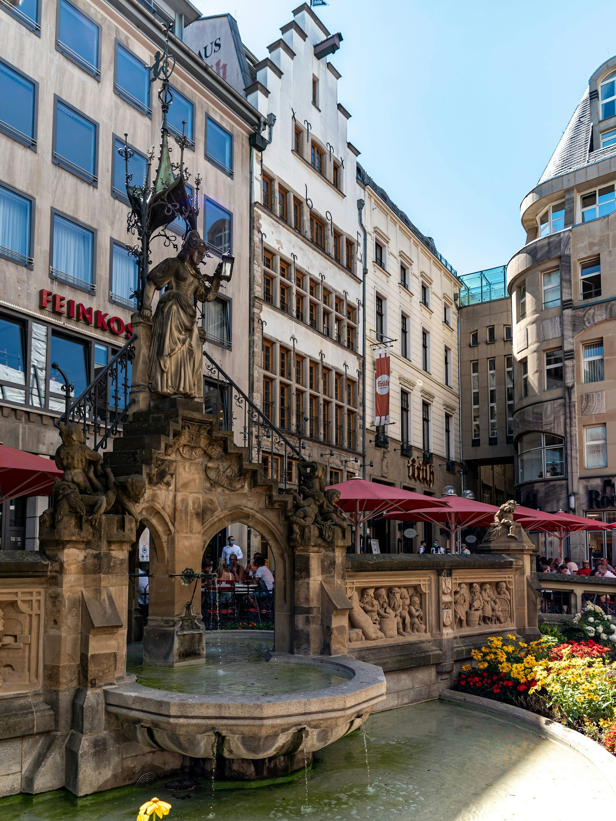 Heinzelmännchenbrunnen