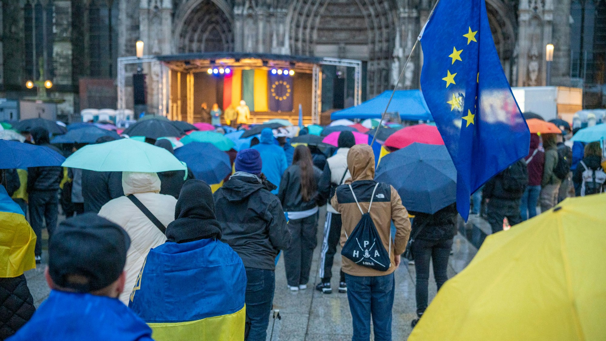 Die letztjährige Demonstration zum Jahrestag des russischen Angriffskrieges gegen die Ukraine. (Archiv)