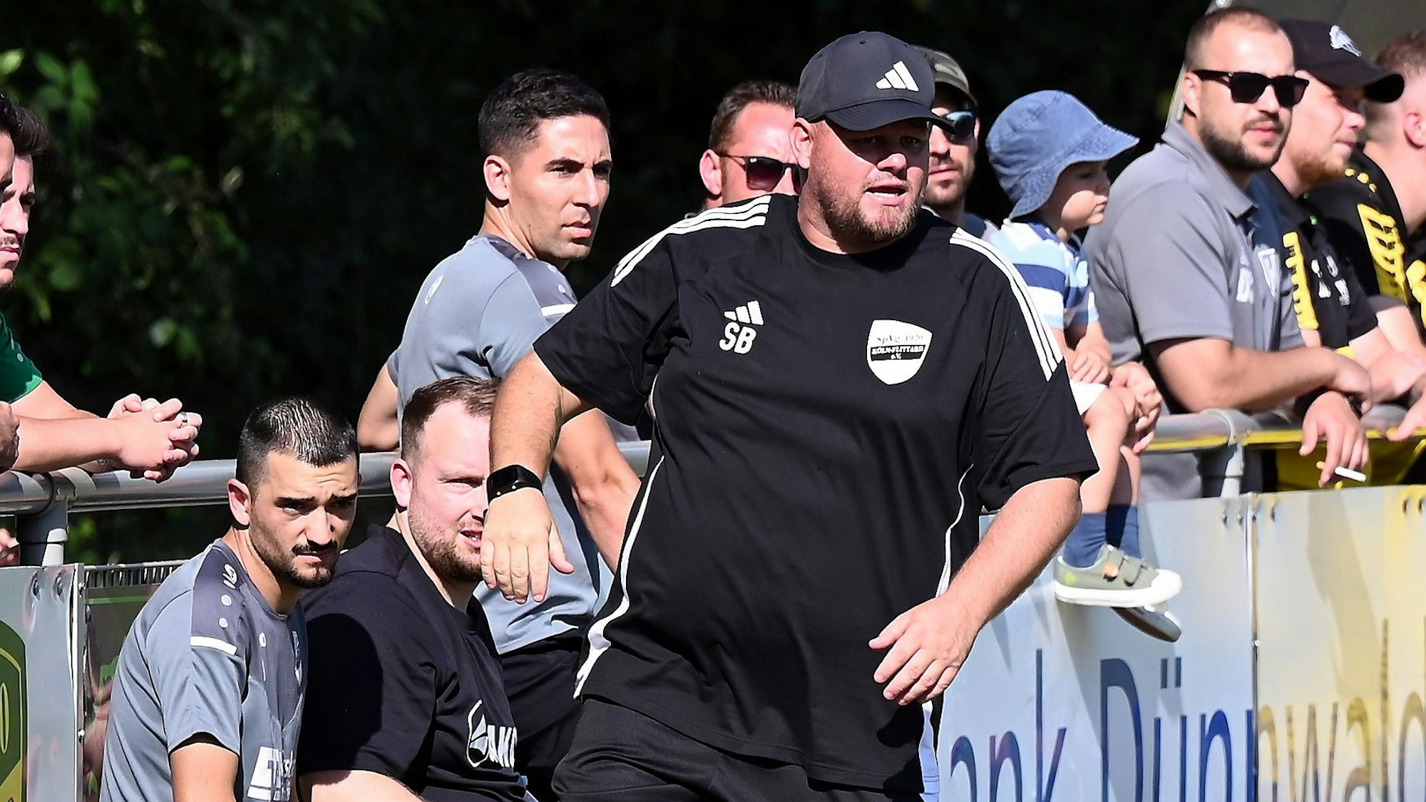 25.08.2024, Fussball-Köln Flittard-SV Schlebusch
TR: Sven Bellighausen (Flittard)
Foto: Uli Herhaus