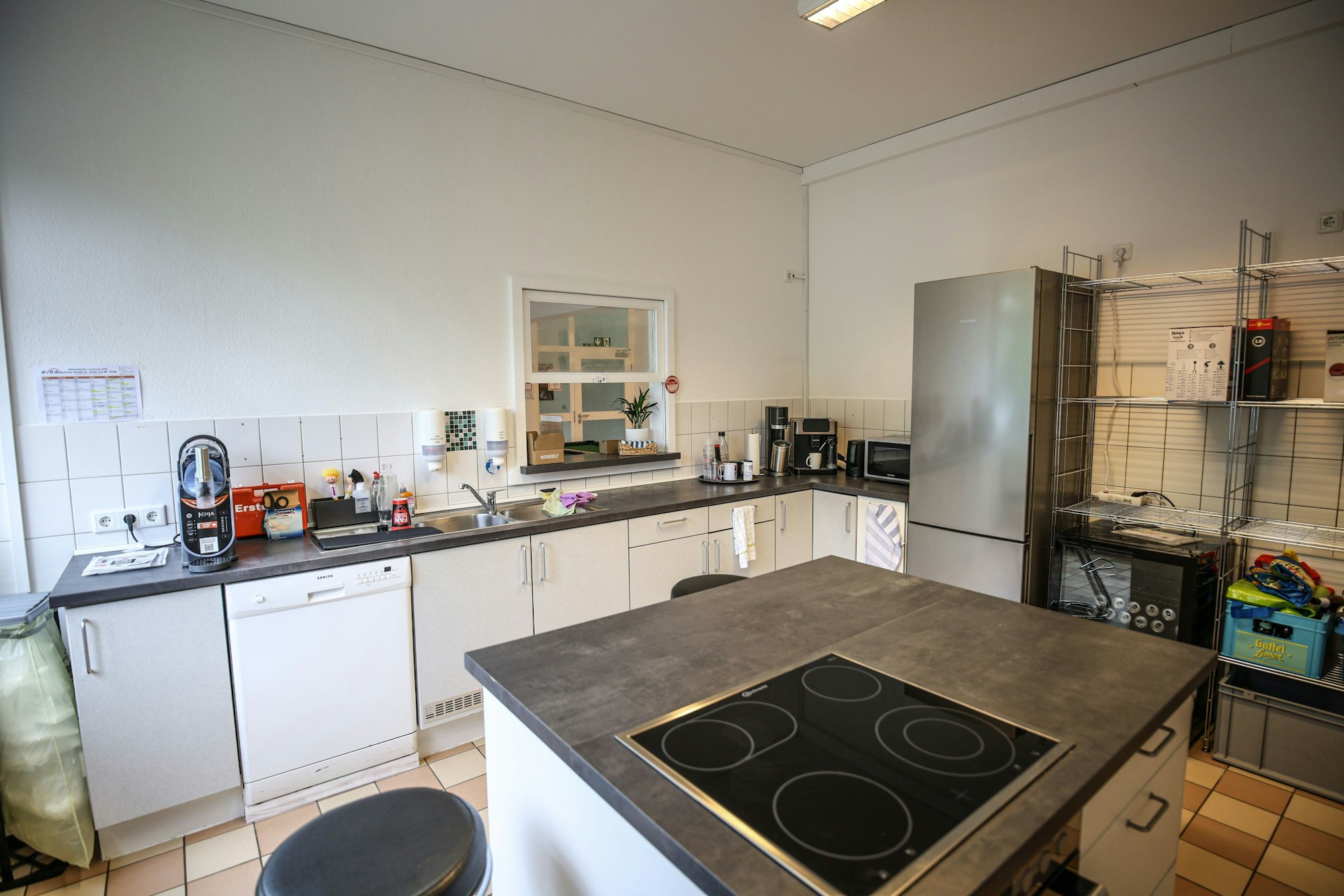 Mehr Platz, mehr Möglichkeiten: Die neue Küche im Fanprojekt Leverkusen.