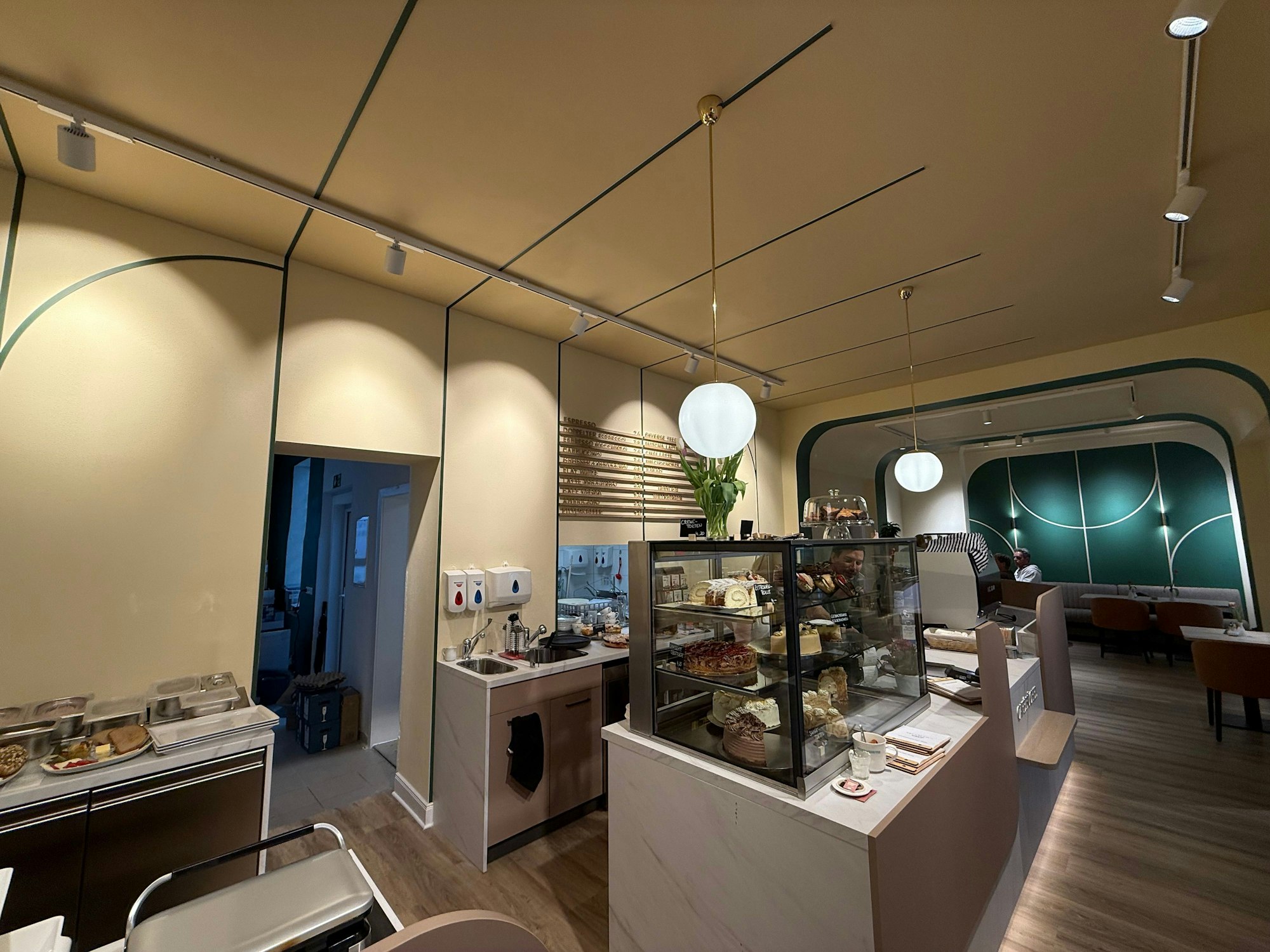 Der neue Thekenbereich des Cafés.