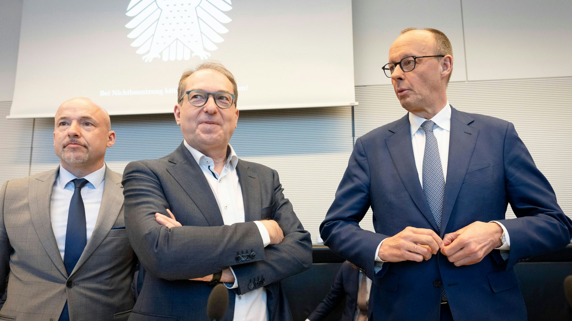 CDU/CSU, Friedrich Merz, Alexander Dobrindt, Alexander Hoffmann Bundestagsfraktion, CDU/CSU, Vorsitzender, CDU, Friedrich Merz, Vorsitzender, CSU, Bundestag, Alexander Dobrindt, Alexander Hoffmann Berlin Berlin GER *** CDU CSU, Friedrich Merz, Alexander Dobrindt, Alexander Hoffmann Bundestag parliamentary group, CDU CSU, Chairman, CDU, Friedrich Merz, Chairman, CSU, Bundestag, Alexander Dobrindt, Alexander Hoffmann Berlin Berlin GER