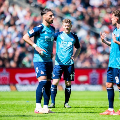 27.04.2025 - Fußball, 2024/2025, 2. Bundesliga, 31. Spieltag, Hannover 96 - 1. FC Köln: L-R Leart Pacarada Köln, Florian Kainz Köln, Luca Waldschmidt Köln, Dejan Ljubicic Köln DFL REGULATIONS PROHIBIT ANY USE OF PHOTOGRAPHS AS IMAGE SEQUENCES AND/OR QUASI-VIDEO. Hannover Niedersachsen Deutschland Heinz von Heiden Arena *** 27 04 2025 Soccer, 2024 2025, 2 Bundesliga, Matchday 31, Hannover 96 1 FC Köln L R Leart Pacarada Köln , Florian Kainz Köln , Luca Waldschmidt Köln , Dejan Ljubicic Köln DFL REGULATIONS PROHIBIT ANY USE OF PHOTOGRAPHS AS IMAGE SEQUENCES AND OR QUASI VIDEO Hannover Niedersachsen Germany Heinz von Heiden Arena