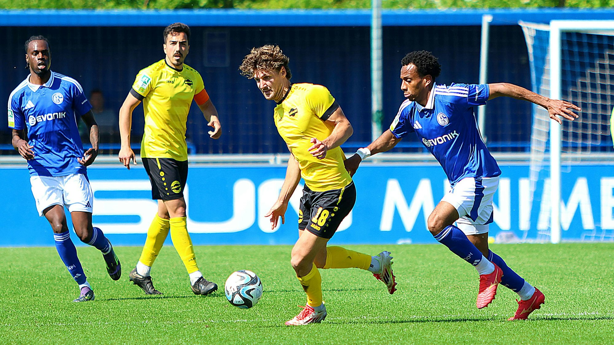 Spielszene aus dem Fußball