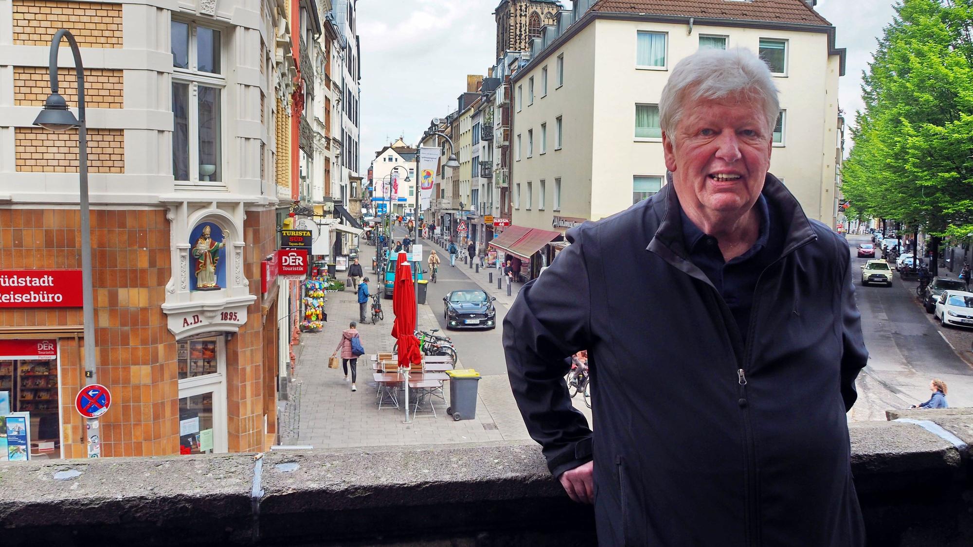 Karl-Heinz Walter – hier auf der Torburg – führt seit 2020 die IG Severinsviertel.