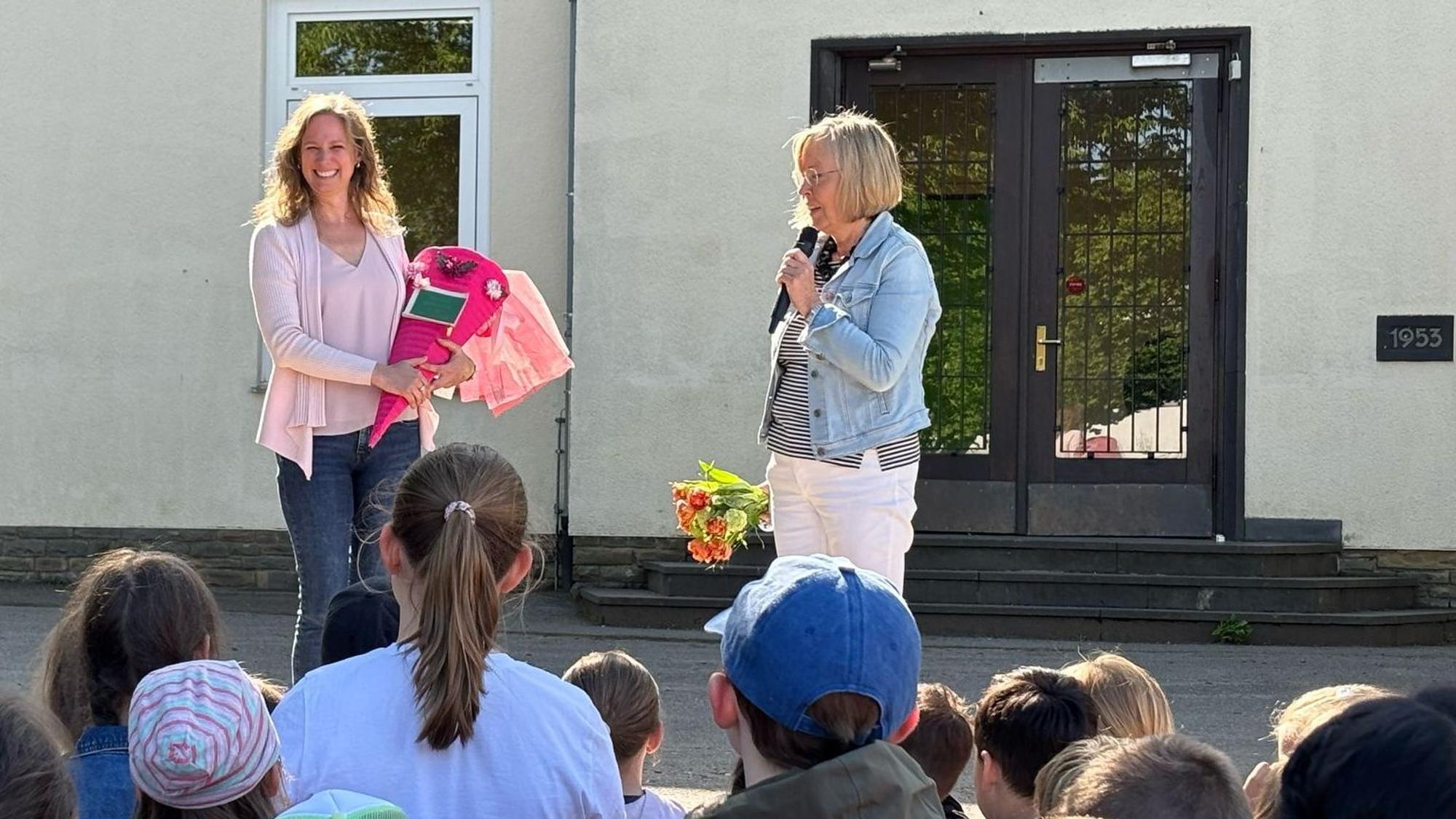 Neue Schulleiterin KGS Leichlingen TINA
RITTERBECKS