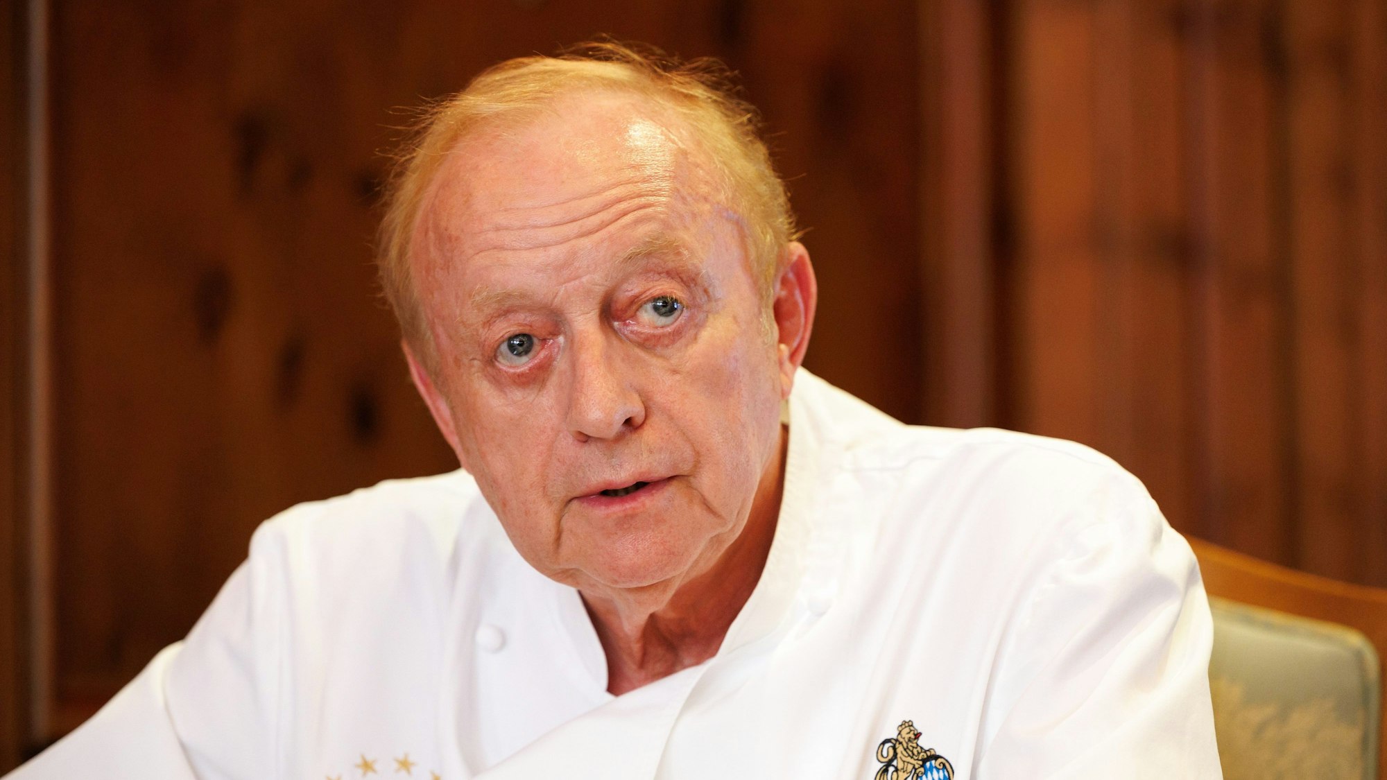 Alfons Schuhbeck, Gastwirt und Sternekoch, spricht auf einem Pressetermin