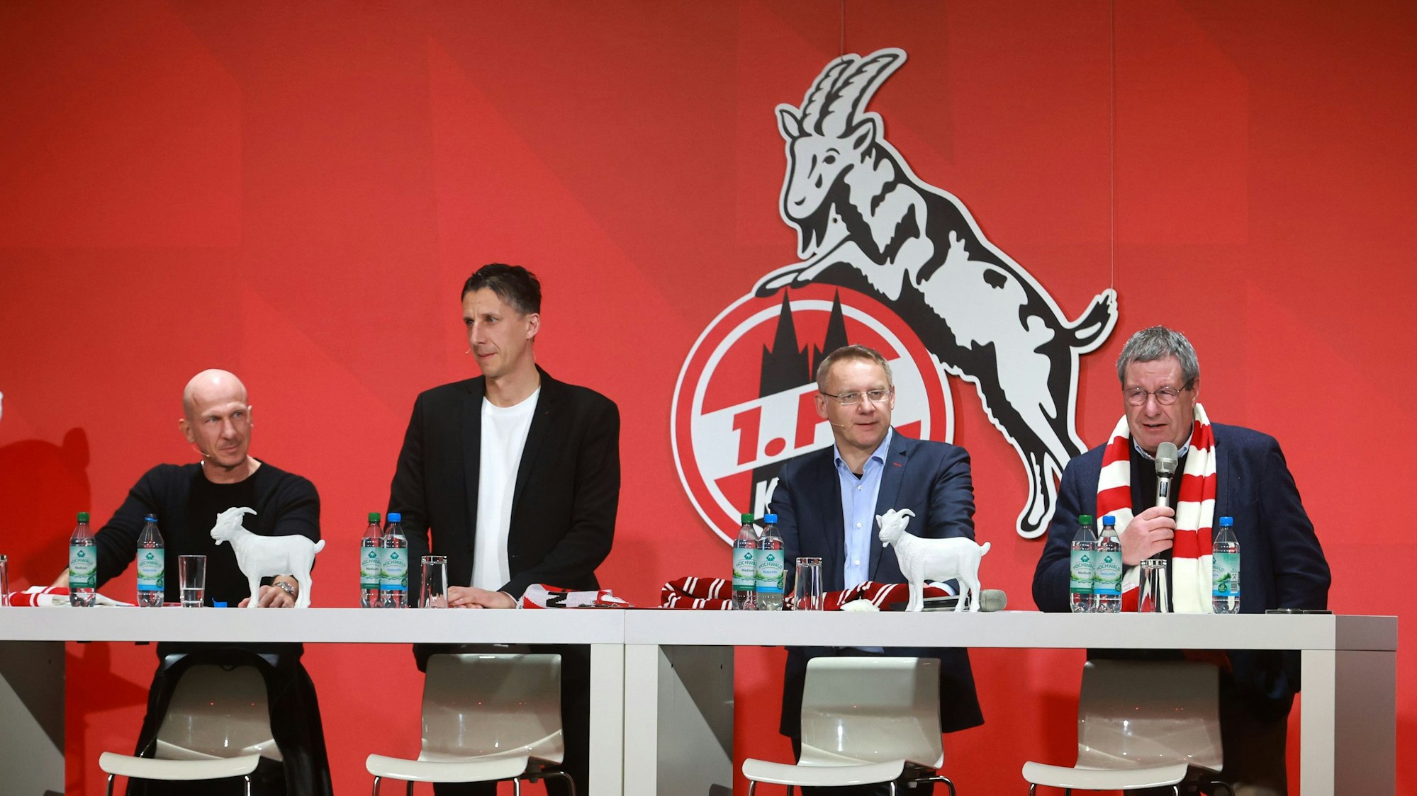 1. FC Köln, MMC-Studios, Mitgliederstammtisch, von links: Gerhard Struber, Christian Keller, Eckhard Sauren, Werner Wolf (1. FC Köln), 15.01.2025, Bild: Herbert Bucco