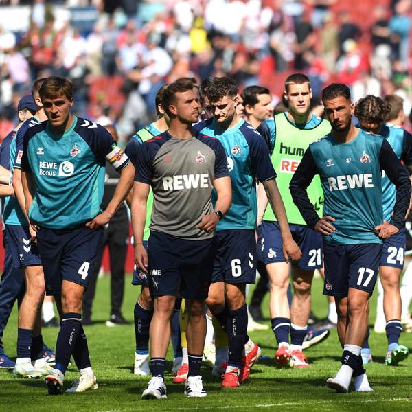 Nach der 0:1-Niederlagen in Hannover sind die Spieler des 1. FC Köln sichtlich bedient.