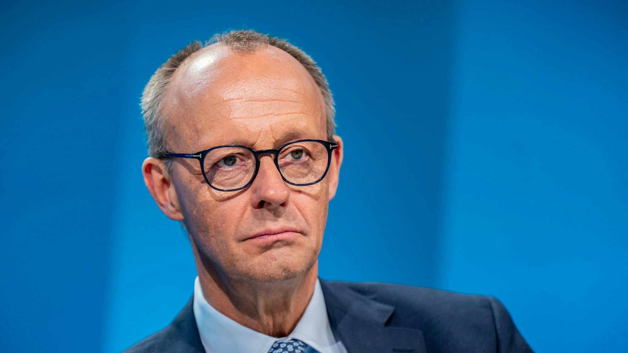Das Bild zeigt, Friedrich Merz, designierter Bundeskanzler und CDU-Bundesvorsitzender, aufgenommen beim Bundesausschuss der CDU. Foto: Michael Kappeler/dpa +++ dpa-Bildfunk +++
