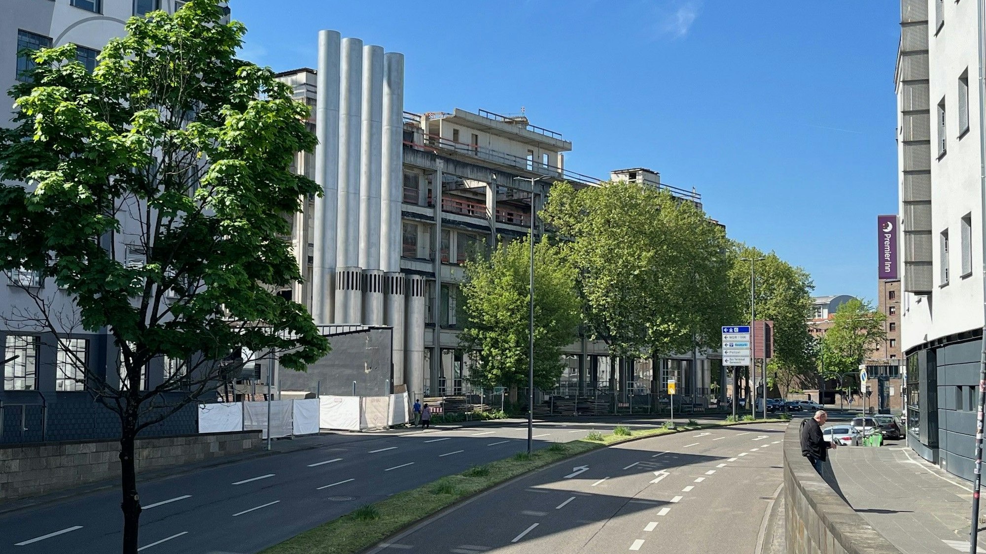 Der Blick auf das frühere Briefverteilzentrum.