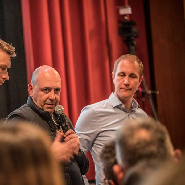 Bürgerversammlung mit BM Daniel Zimmermann 8Monheim) und Bayer 04, Fernando carro, Simon Rolfes und Anne Dannenberg . Foto: Ralf Krieger