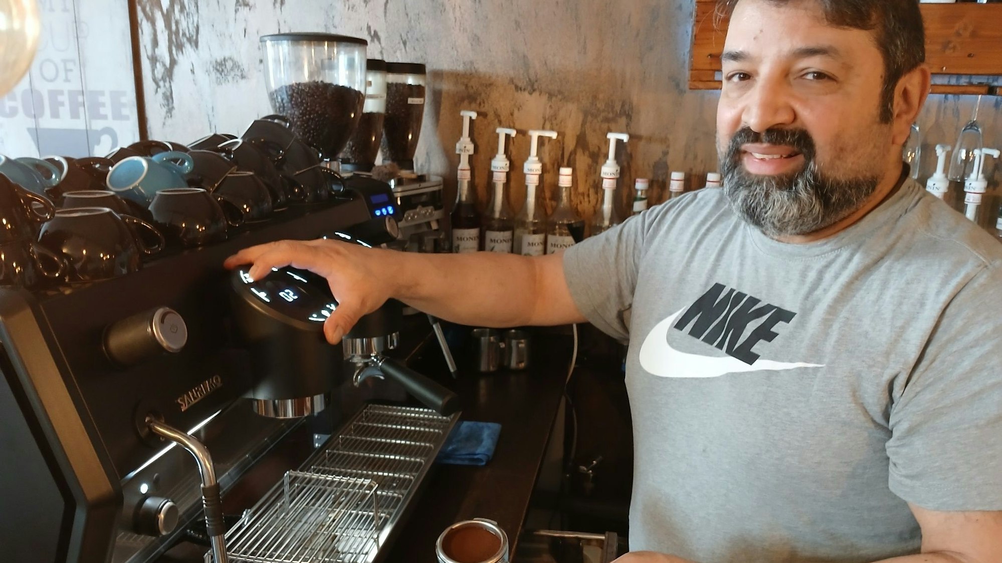 Espressostudio Lais an der Holzgasse in Siegburg, Inhaber Lais Etemadi