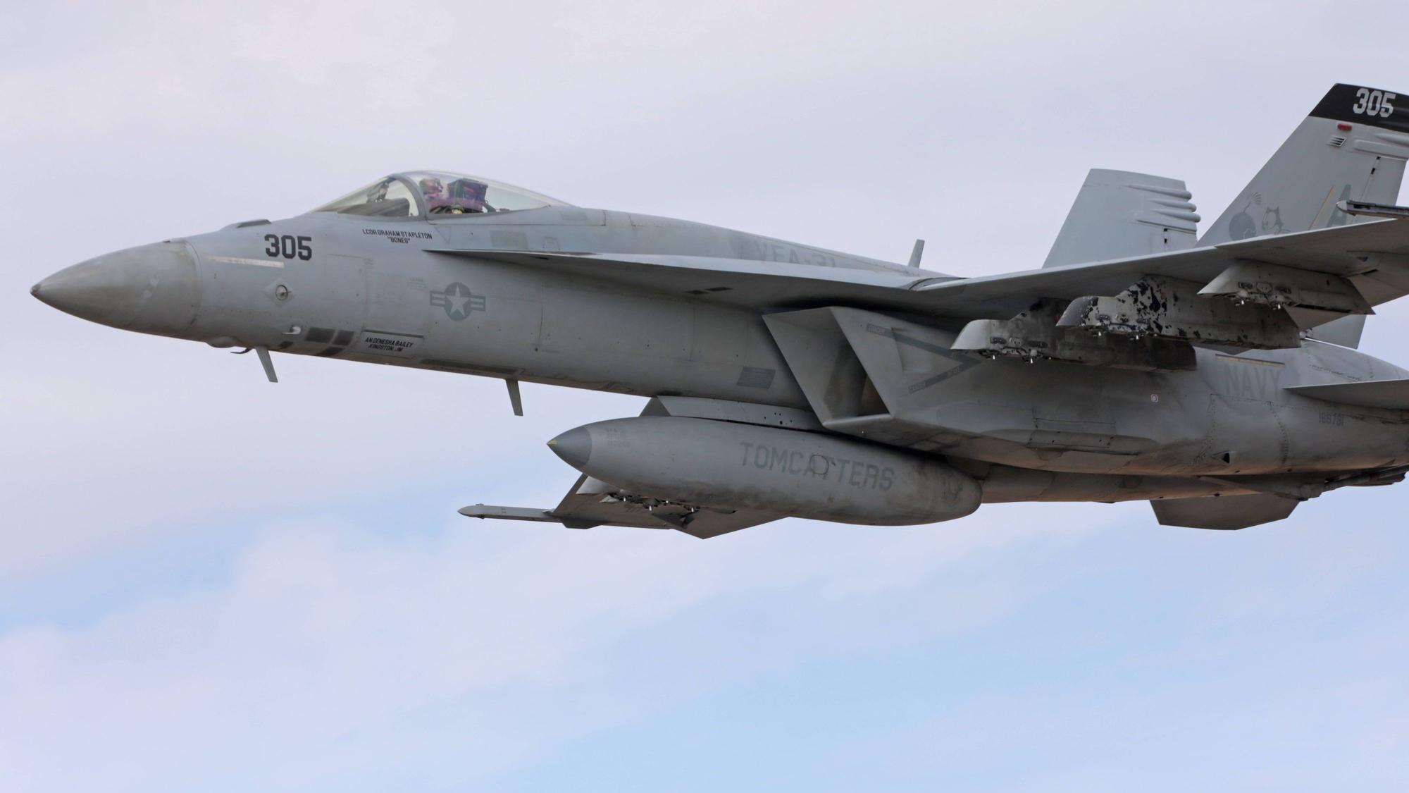 Ein Kampfflugzeug vom Typ Boeing F/A-18E/F Super Hornet hat die US Navy verloren.