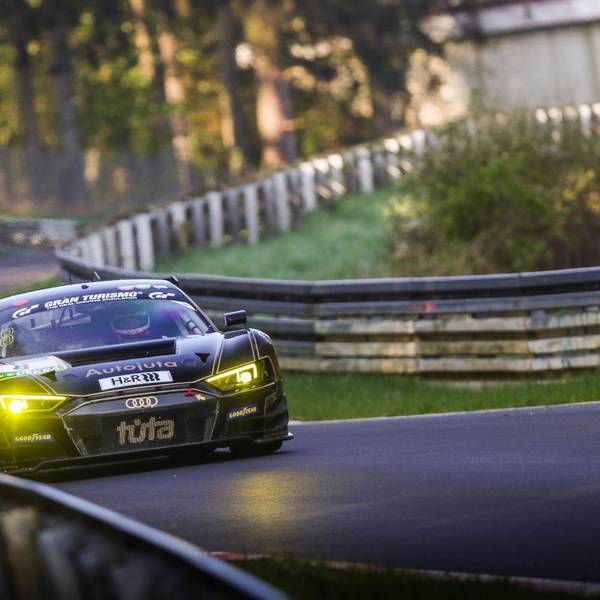 Der Audi von Frank Stippler unterwegs auf dem Nürburgring.