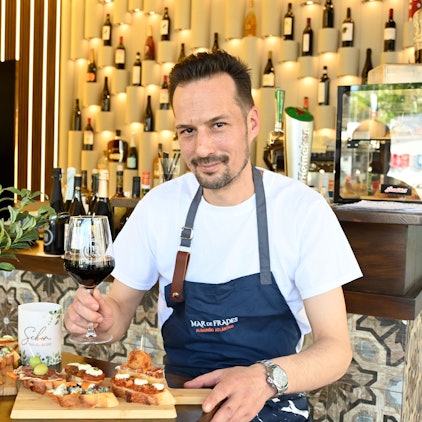 Chef Manuel Quintairos in seinem Restaurant  „Carmen & Rosa 2“