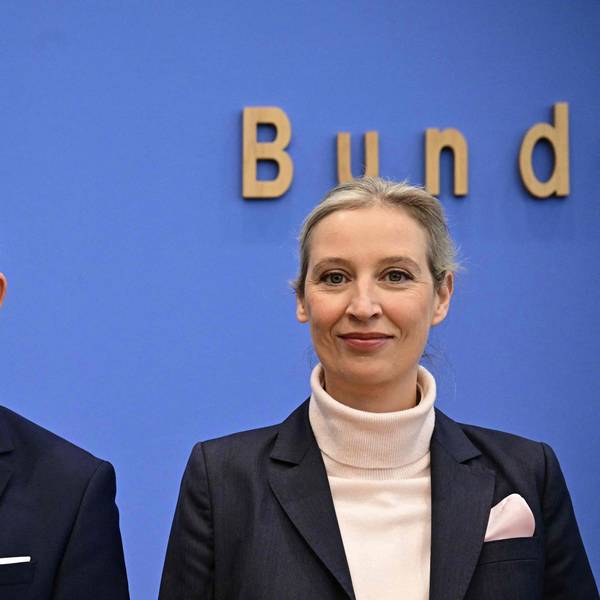 Das Foto zeigt die beiden AfD-Vorsitzenden Tino Chrupalla (links) und Alice Weidel.