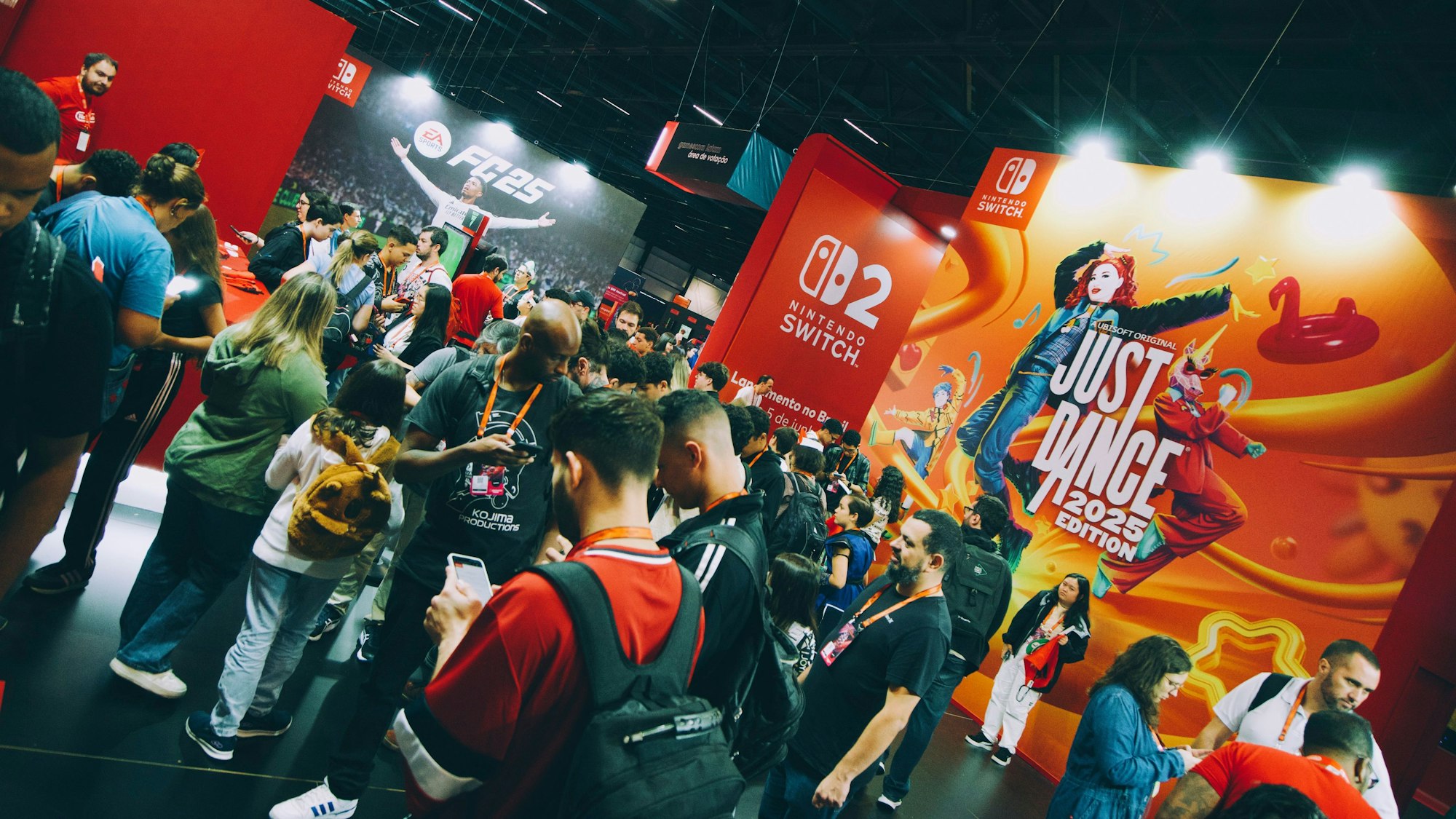 Startschuss der gamescom latam 2025, u.a. mit Köln Oberbürgermeisterin Henriette Reker und Oliver Frese, COO der Koelnmesse GmbH. Die gamescom latam in Sao Paulo geht in die zweite Runde