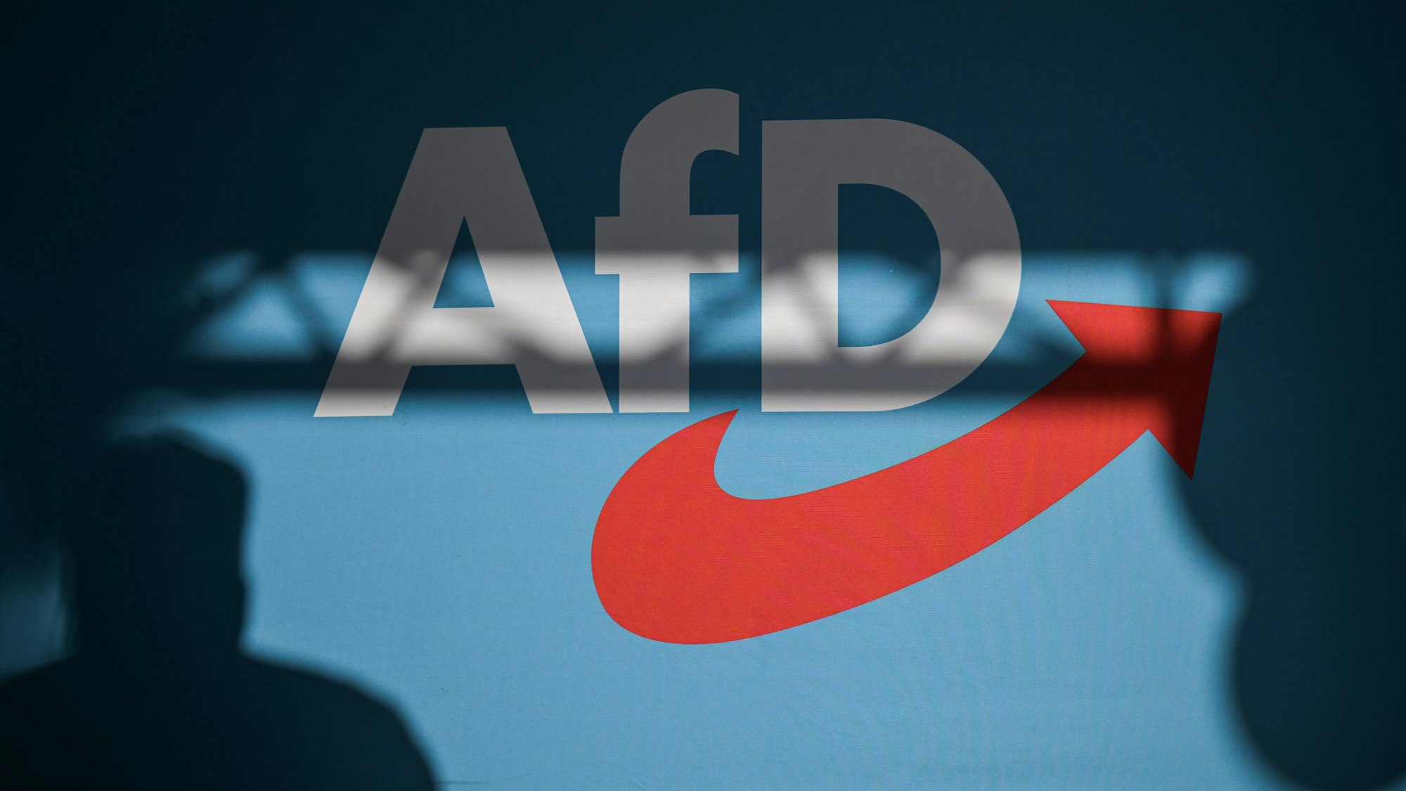 Die Hochstufung beeinflusst mögliche Überwachungsmaßnahmen und ein Parteiverbotsverfahren. (Archivbild)