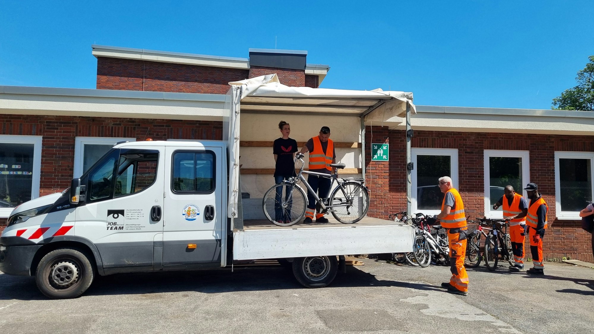 Fahrrad auf einem Anhänger