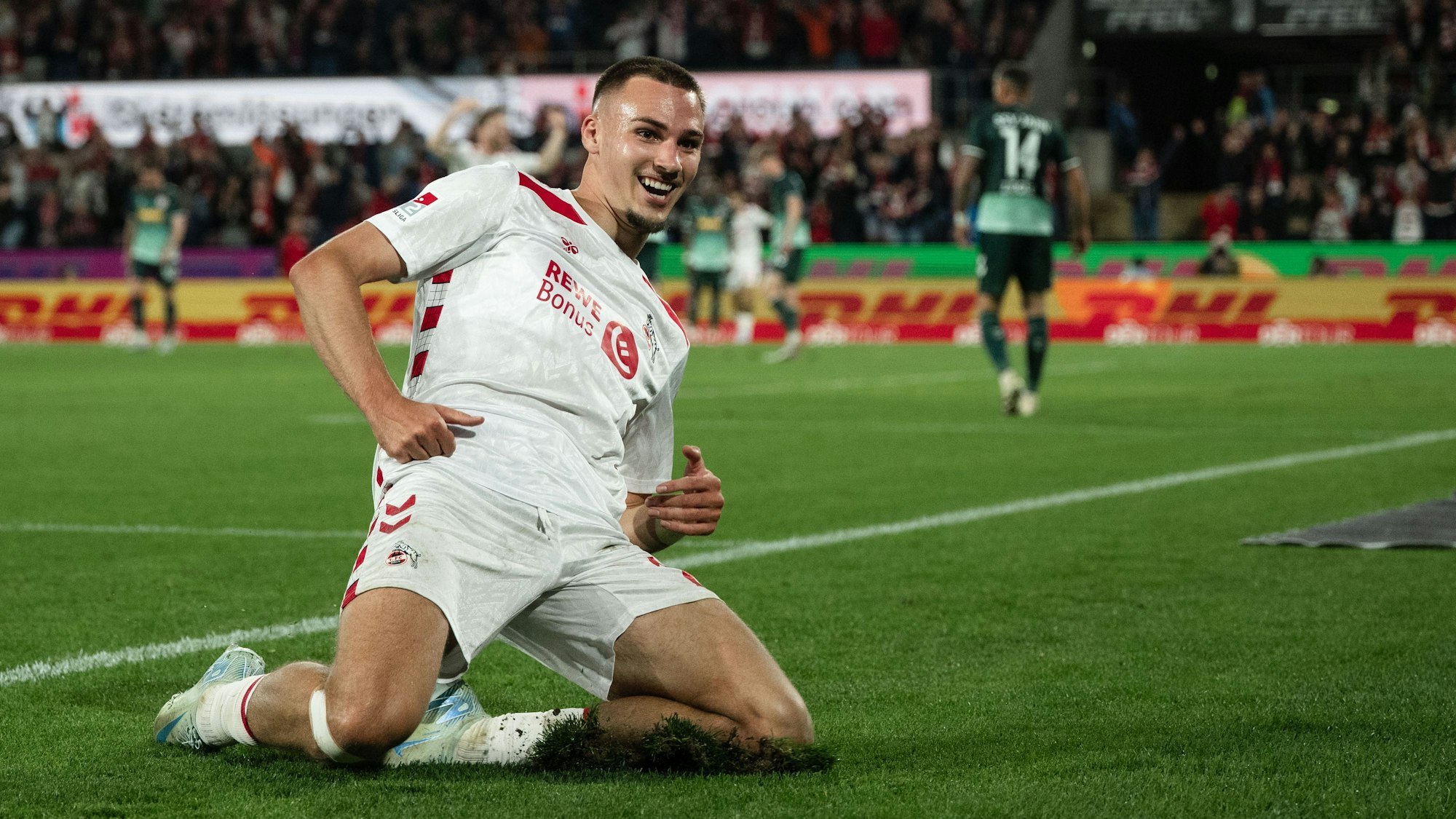 Tim Lemperle zeigte zwar keine große Leistung, konnte sich aber immerhin über seinen Treffer zum zwischenzeitlichen 1:0 freuen.