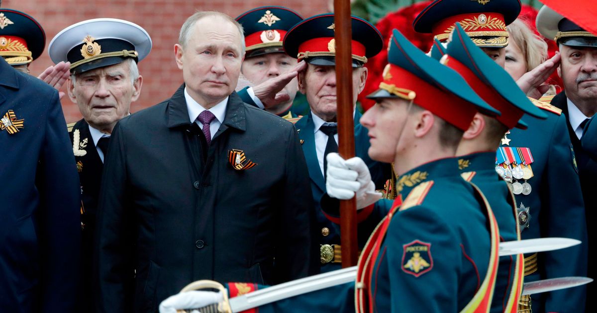 Putin's Parade: Zelensky's Response Sparks Moscow Threat - News Directory 3