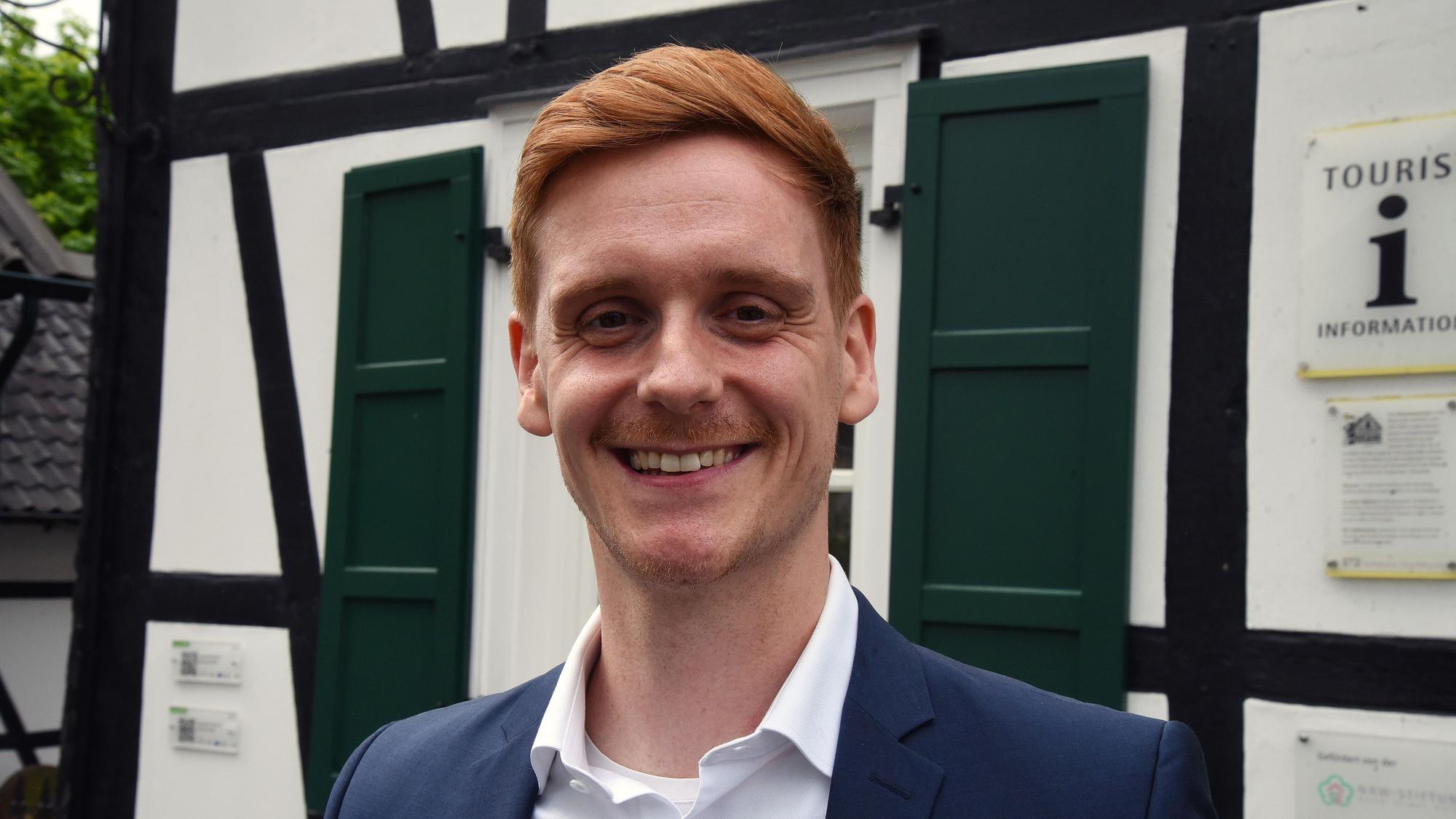 Das Foto zeigt Christian Hannes, den Bürgermeisterkandidaten der SPD in Bergneustadt.