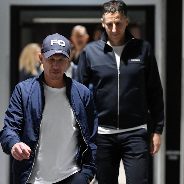 Sportchef Christian Keller und Trainer Gerhard Struber am Samstagabend nach dem Spiel gegen Regensburg.