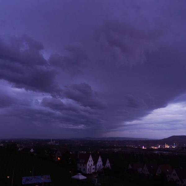 Ein Unwetter zog über mehrere Bundesländer - und sorgte für viele Schäden.