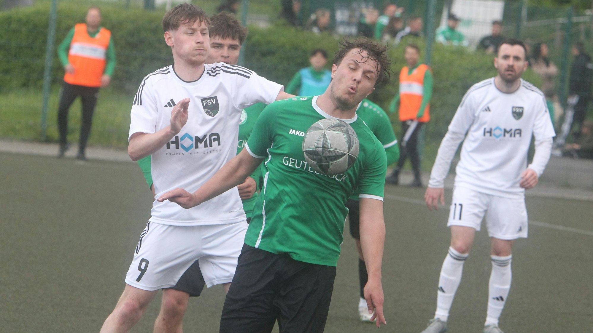 Nils Stephan (links) und Elhan Islamovic