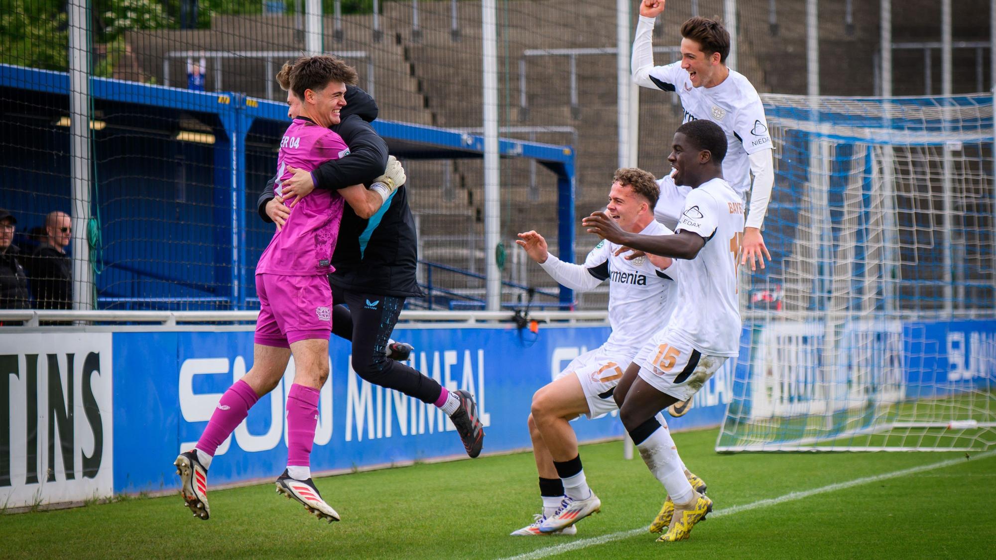 Bayer 04 Leverkusens U19 gewinnt Elfmeterschießen