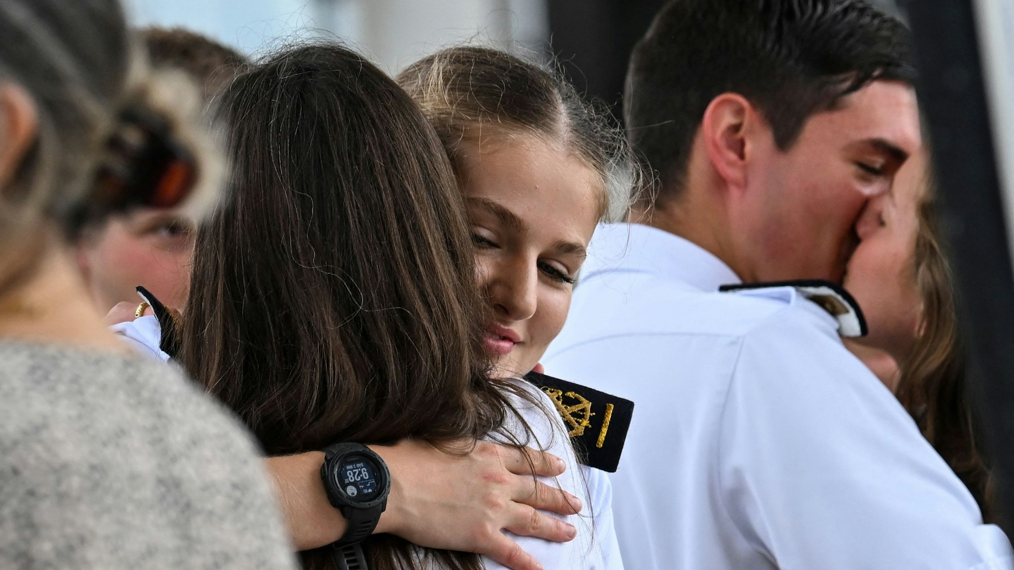 Kronprinzessin Leonor genießt das Wiedersehen mit ihrer Mutter.