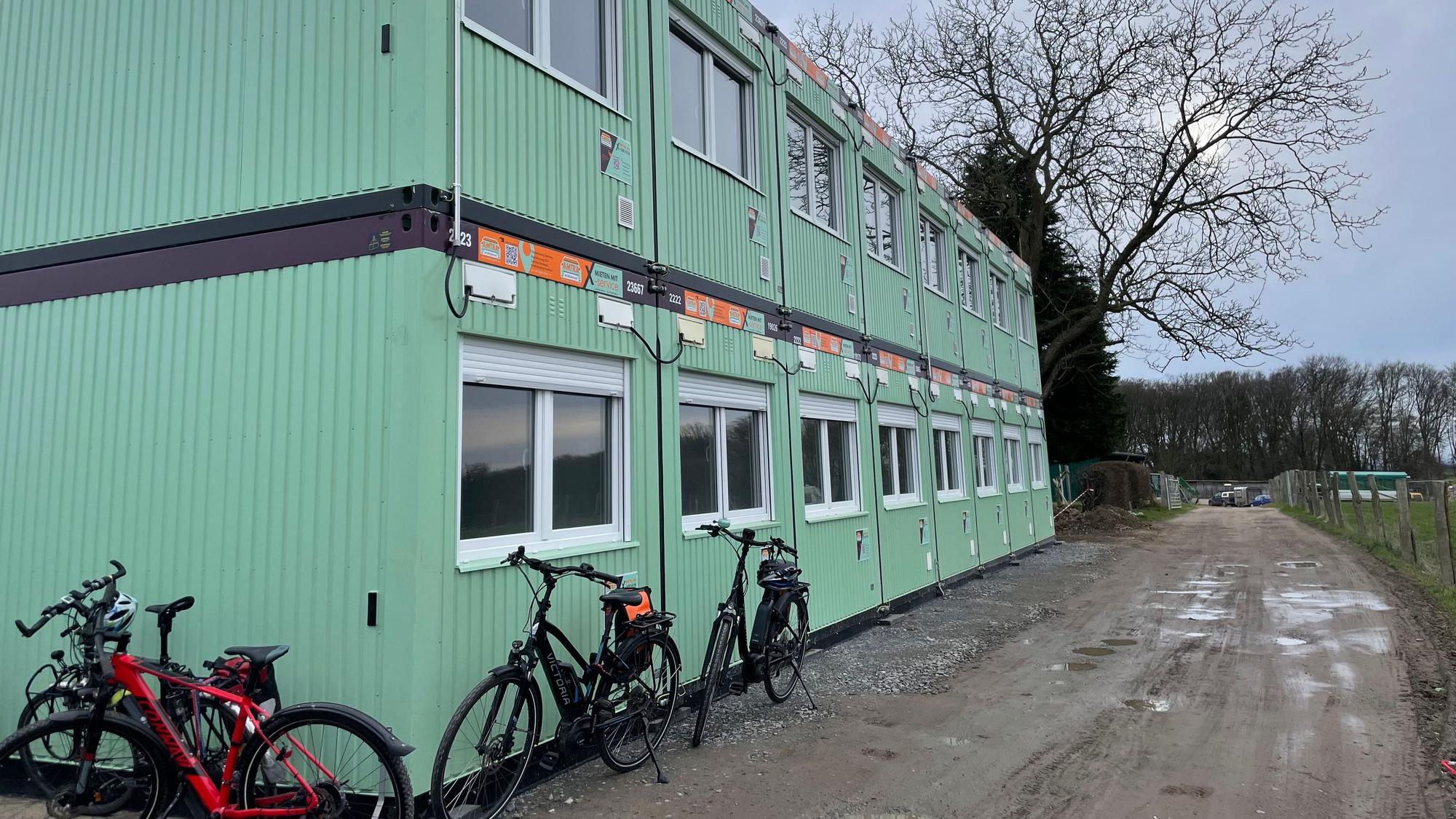Im Frühjahr hat die Stadt die Containeranlage für Geflüchtete in der Oberschmitte eröffnet.