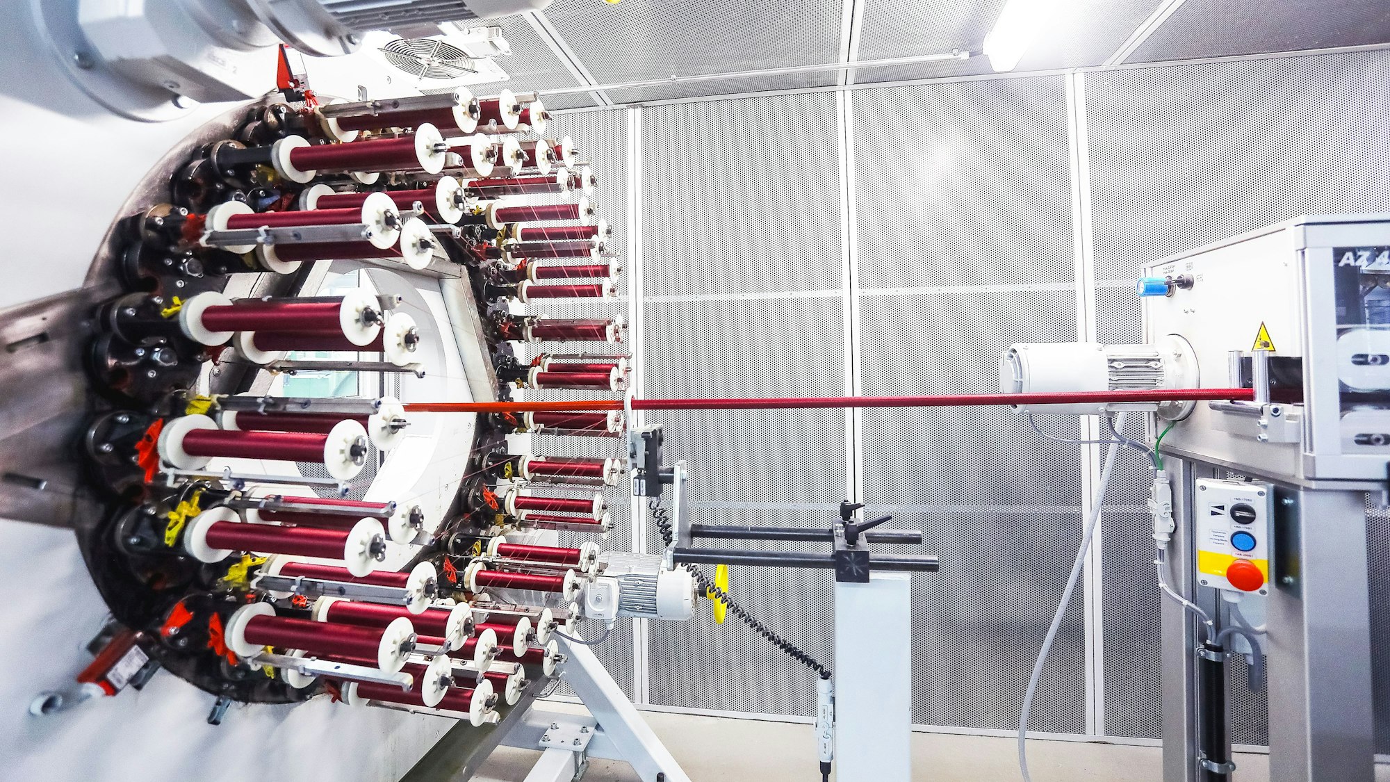 Produktion bei HEW-Kabel.