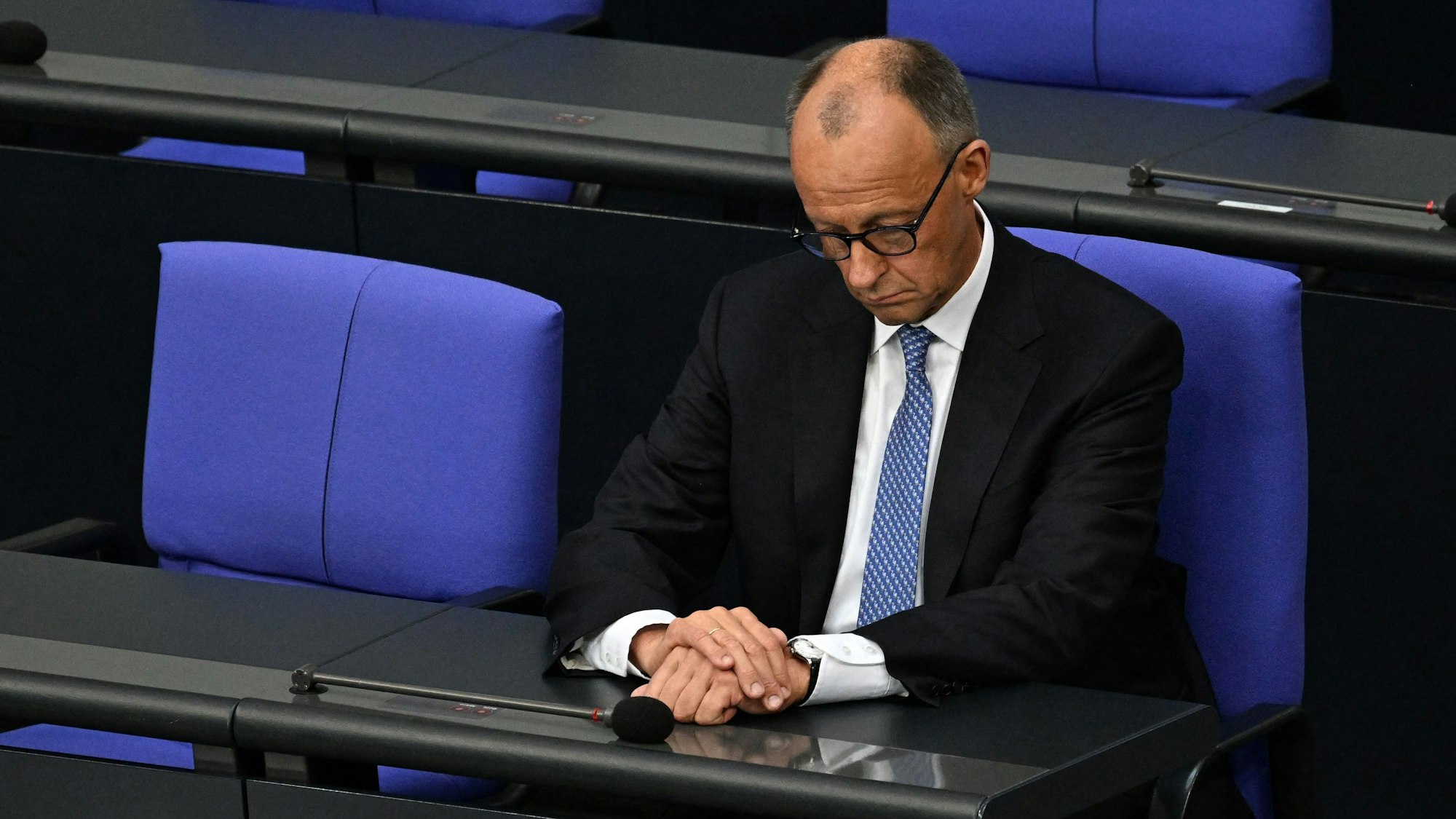 Kein einfacher Tag für den neu gewählten Bundeskanzler Friedrich Merz