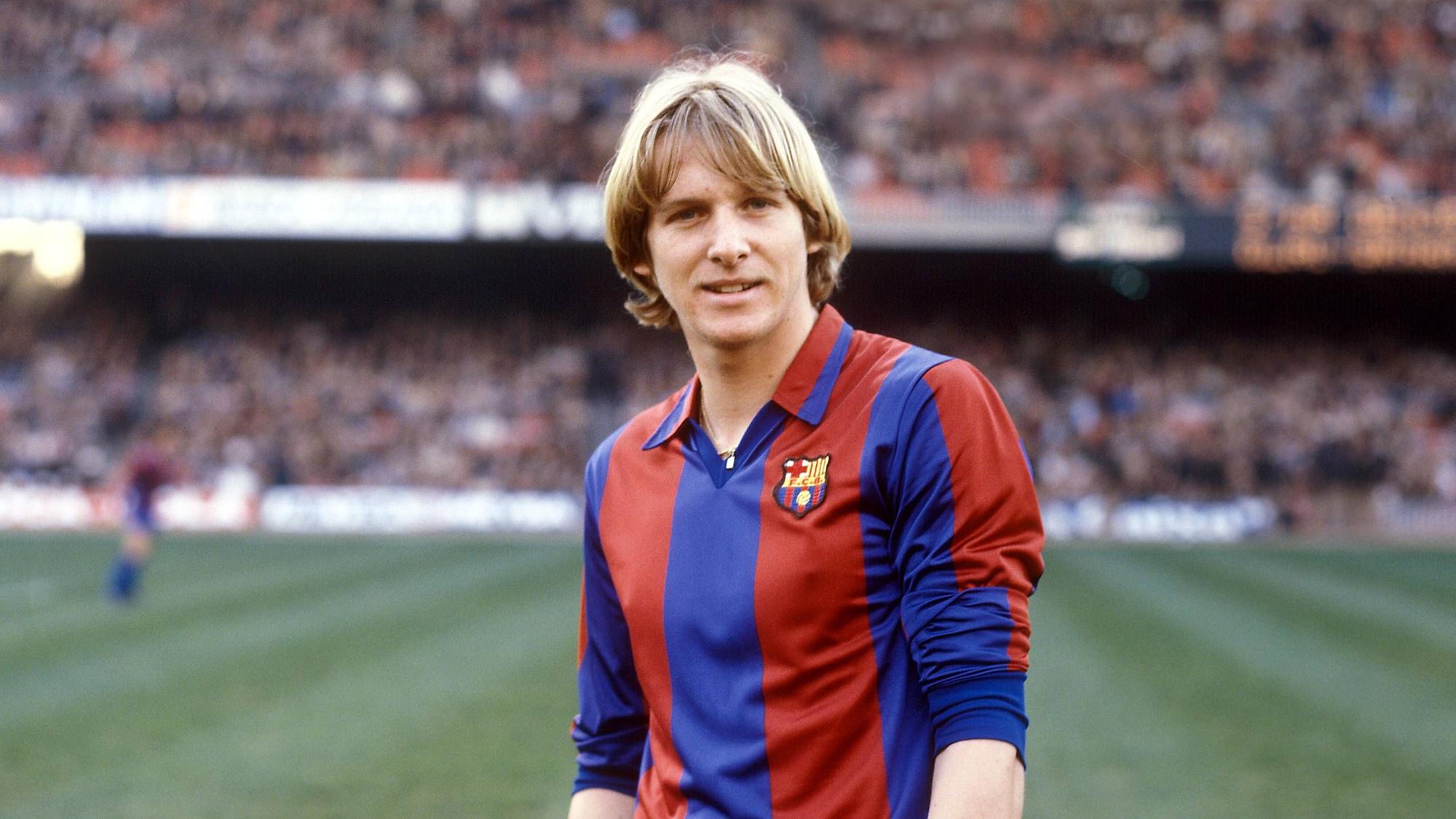 Der junge Bernd Schuster im Trikot des FC Barcelona.