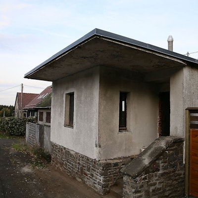 An der Bundesstraße bei Hellenthal-Miescheid stand eine Zollstation. Sie ist inzwischen abgerissen.
