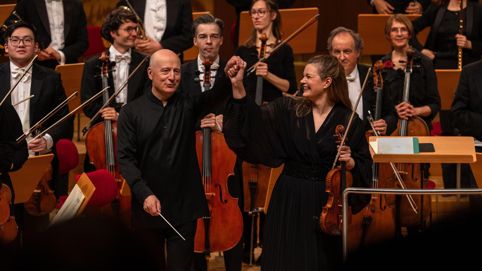 Dirigent Paavo Järvi und Violonistin Janine Jansen