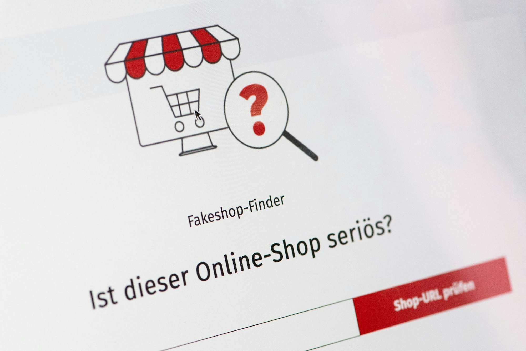 Ist der Radhändler seriös? Der Fakeshop-Finder der Verbraucherzentralen analysiert Seiten anhand verschiedenster Faktoren und gibt eine Einschätzung zur Glaubwürdigkeit ab.