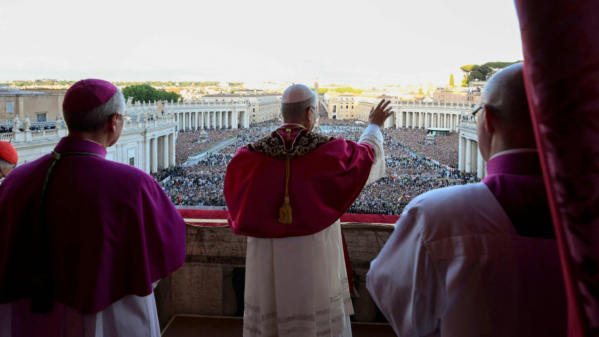 Der neue Papst: Die Wahl der Kardinäle fiel auf den Amerikaner Robert Prevost. Er wird Papst Leo XIV. heißen. Foto: Alberto Pizzoli/AFP