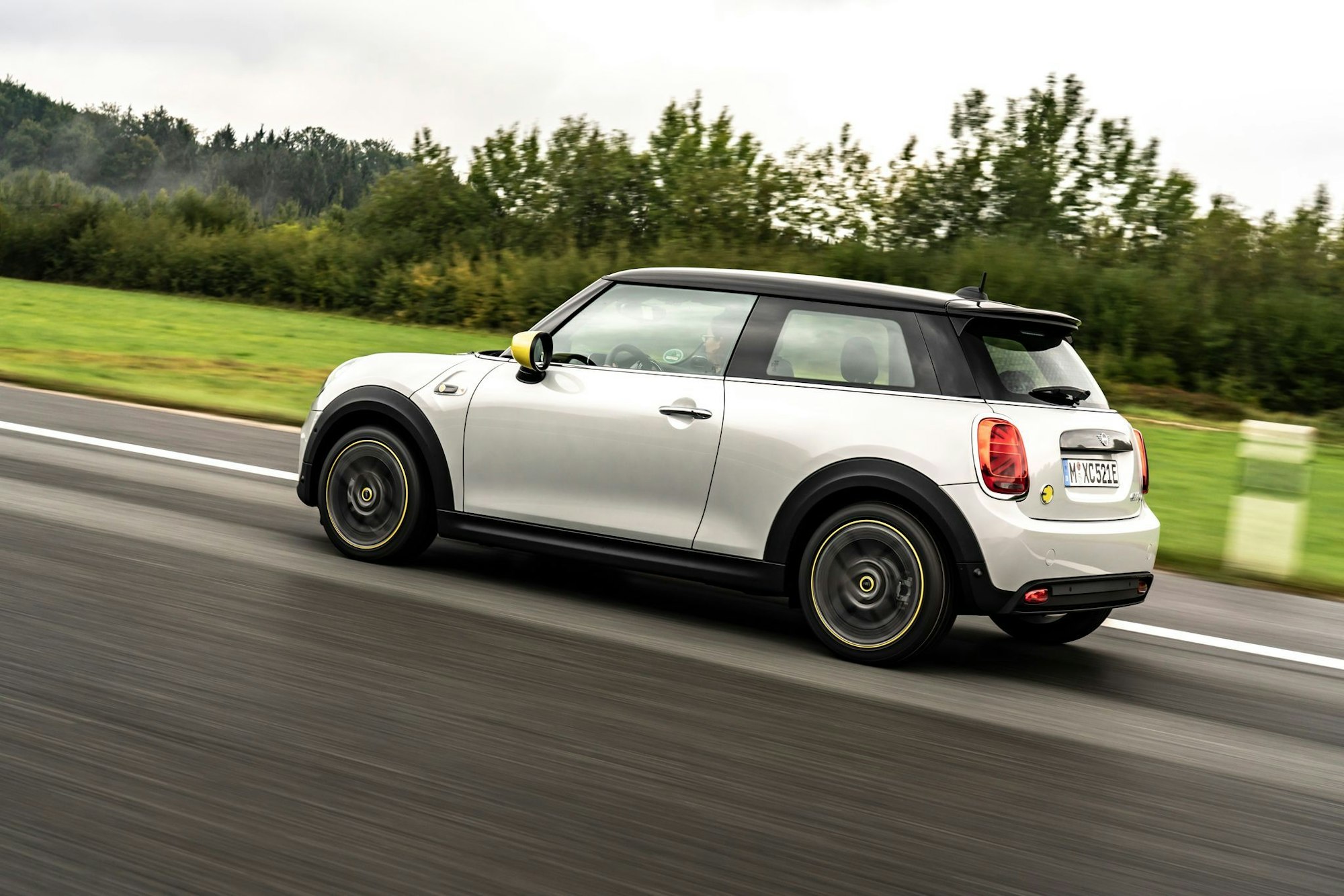 Brumm-Brumm oder Ssssst? Seien Sie ehrlich, hätten Sie den elektrischen Mini auf diesem Bild erkannt?