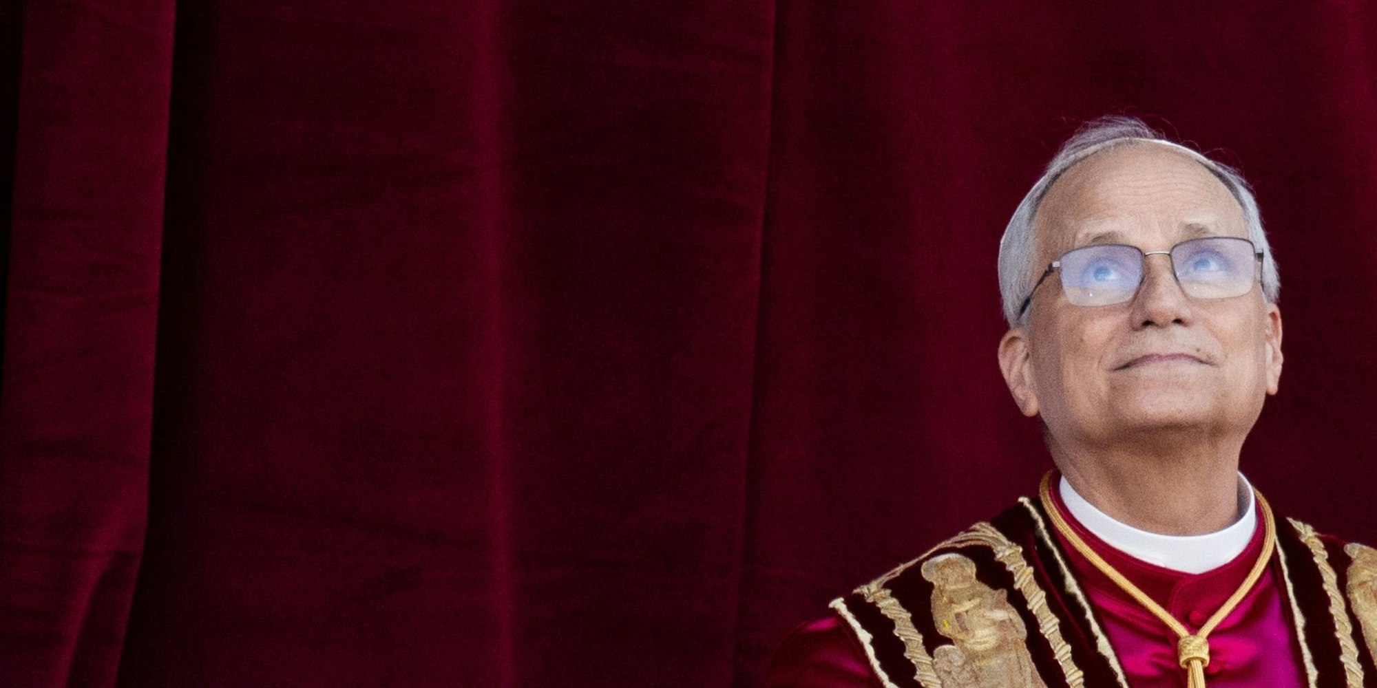 Der neu gewählte Papst Leo XIV. auf dem Balkon des Petersdoms.