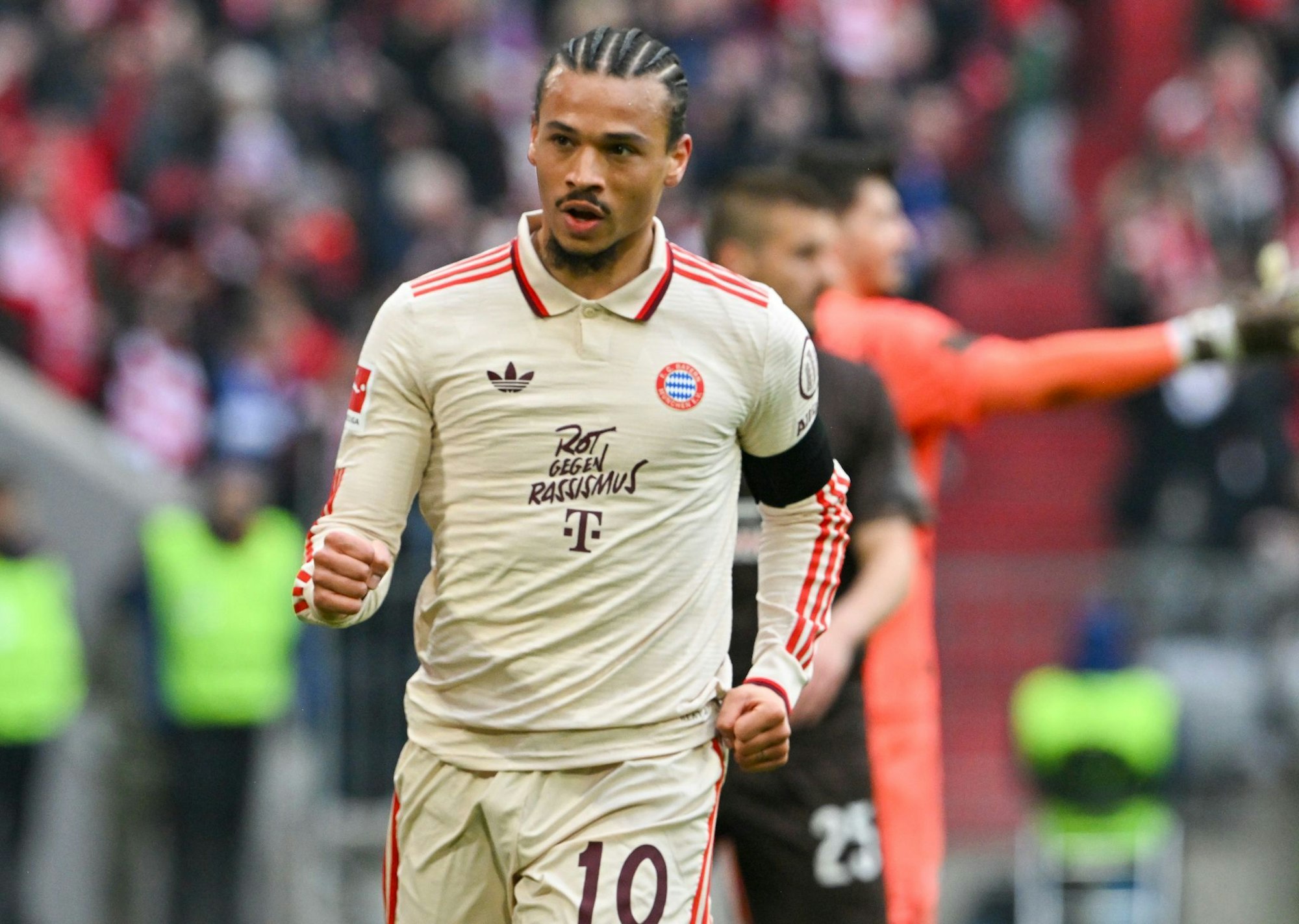 Der Vertrag von Leroy Sané beim FC Bayern läuft im Sommer aus.