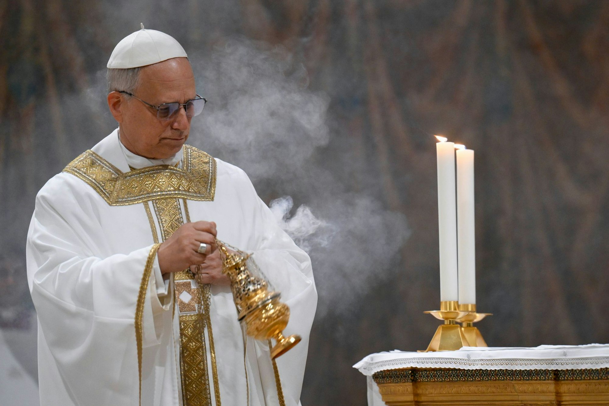 Am Morgen nach seiner Wahl zelebrierte der neue Papst eine Messe in der Sixtinischen Kapelle.