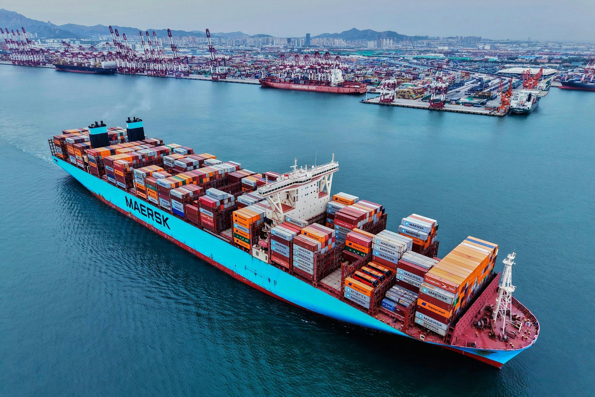 Eine stärkere Verlagerung chinesischer Exporte auf den europäischen Markt würde Tausende Arbeitsplätze auch in Deutschland gefährden.