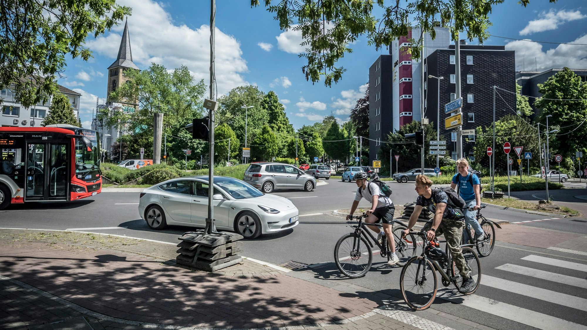 Am Samstag, 17. Mai, sollen Berliner Kissen am Berliner Platz eingebaut werden.