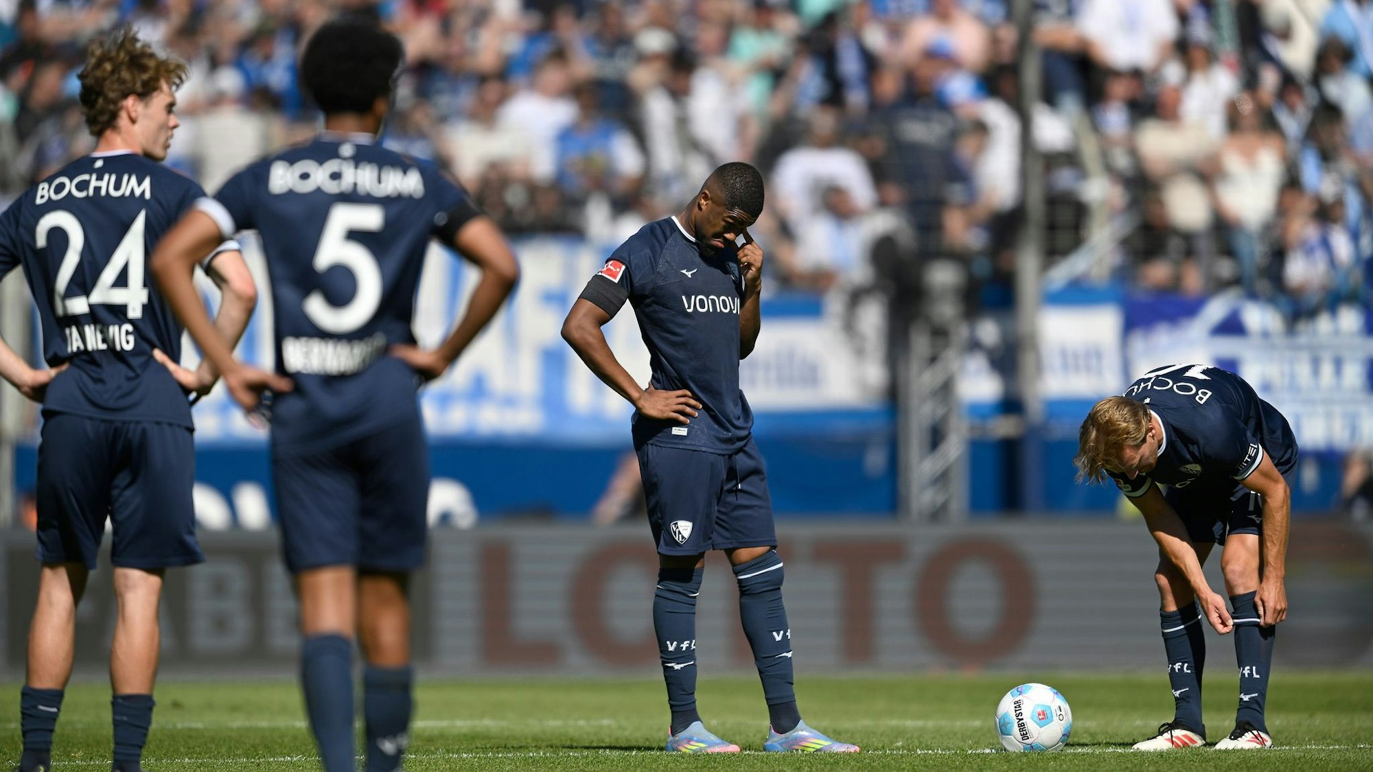 Der VfL Bochum steigt zum siebten Mal aus der Bundesliga ab.