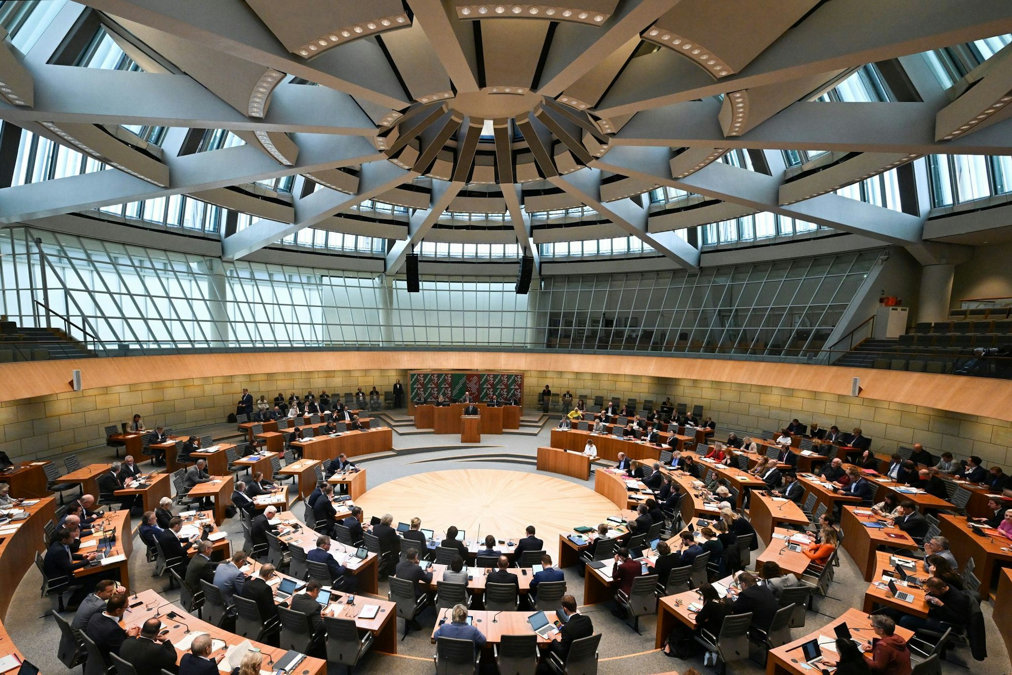 Besucher können sich auch den Plenarsaal ansehen. (Archivfoto)